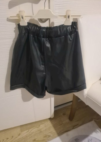 Kadın Siyah Deri Mini Şort Orjinal deri - Görsel 2