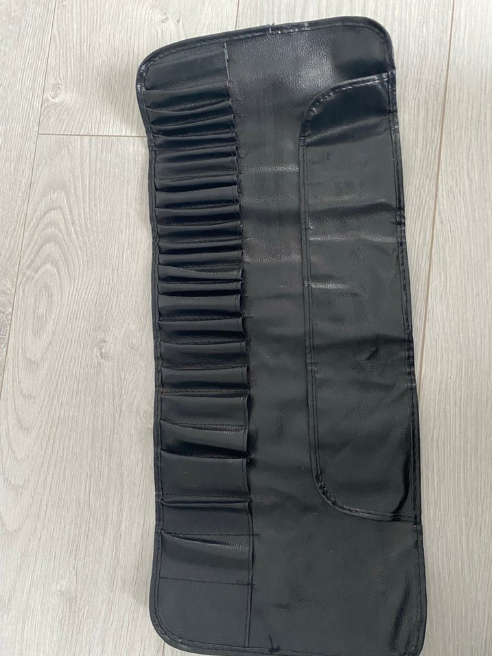 Siyah Deri Makyaj çantası - Görsel 3