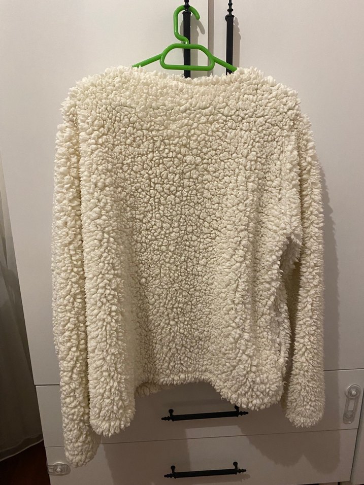 Beyaz peluş Kadın Hırka - Görsel 2