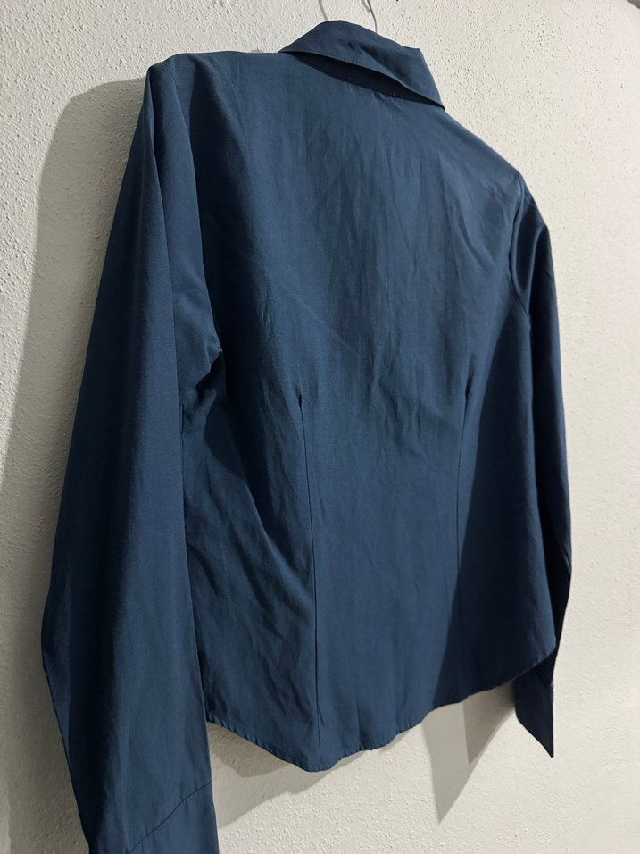 Düğmeli Lacivert Belden Tam Oturtmalı Kadın Gömlek - Görsel 3