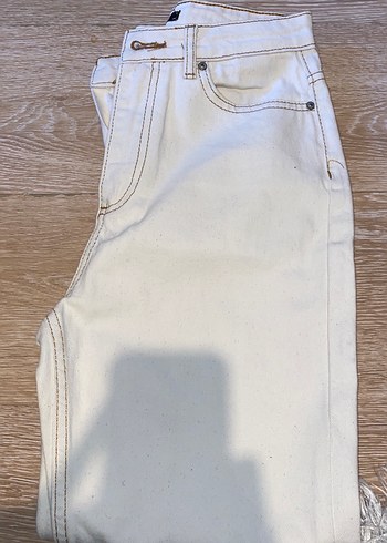 Krem Rahat Kesim Kadın Mom Jean - Görsel 3
