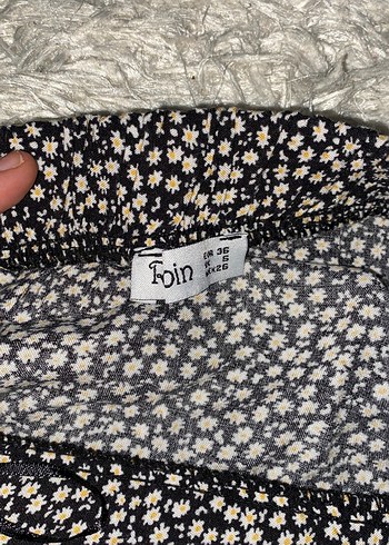 Papatya desenli yırtmaçlı midi etek - Görsel 5