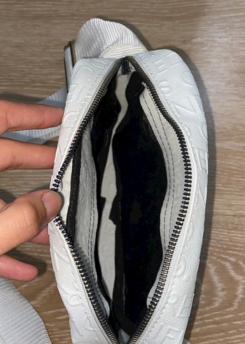 Beyaz Fermuarlı Kadın Çapraz Çanta - Görsel 4