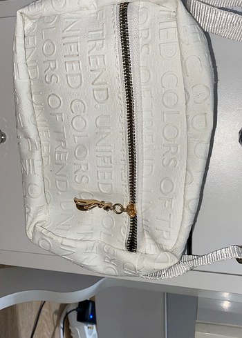 Beyaz Fermuarlı Kadın Çapraz Çanta - Görsel 2