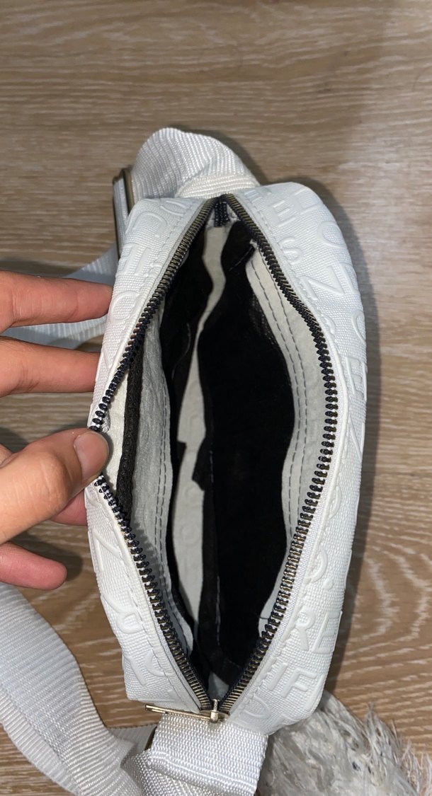 Beyaz Fermuarlı Kadın Çapraz Çanta - Görsel 4