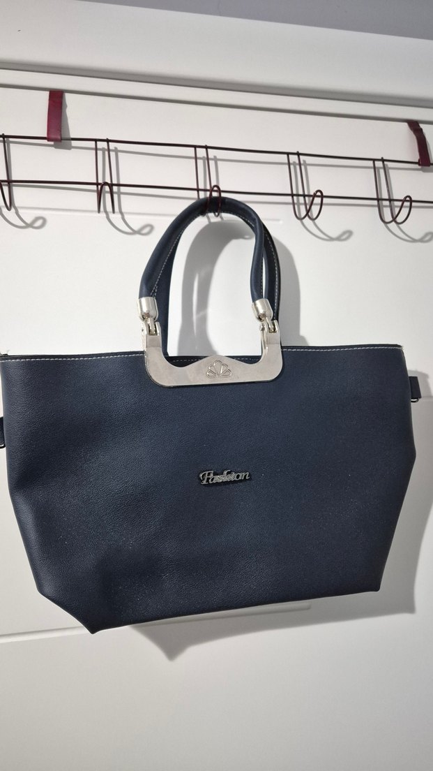 Koyu Mavi Kadın Çantası - Görsel 2