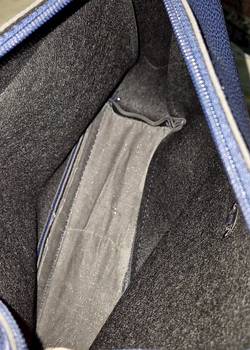 Zincir Detaylı Lacivert Kadın Çanta - Görsel 5