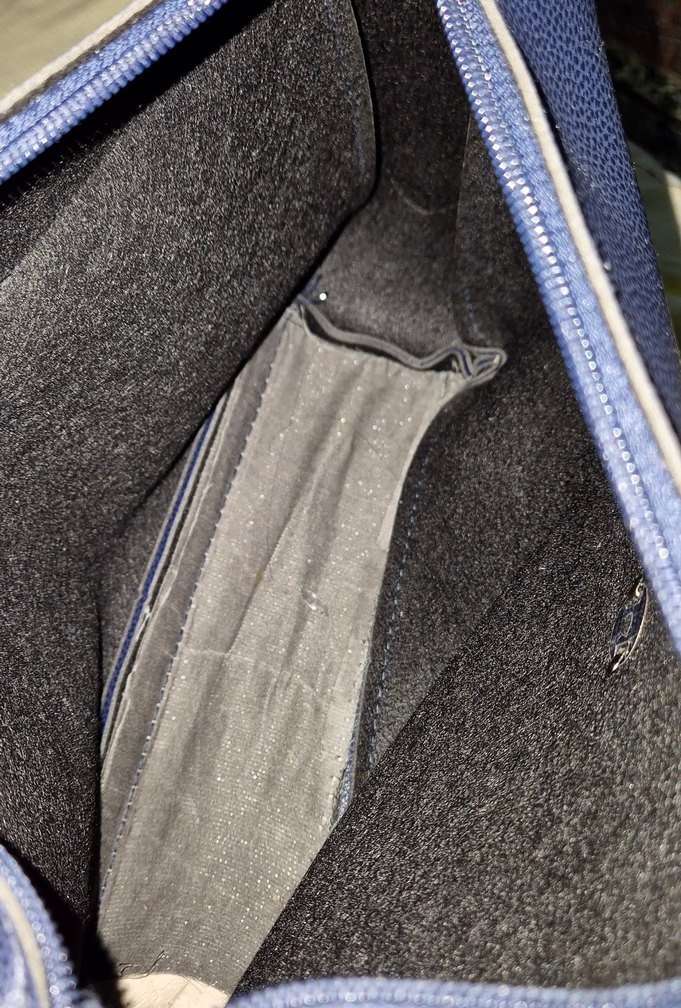 Zincir Detaylı Lacivert Kadın Çanta - Görsel 5