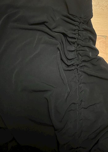 Kadın Siyah Uzun yırtmaçlı Drapeli Etek - Görsel 3