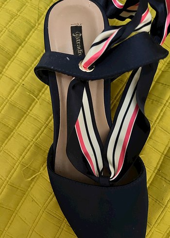 Kadın Çok Renkli Konforlu Dolgu Topuk Ayakkabı - Görsel 3