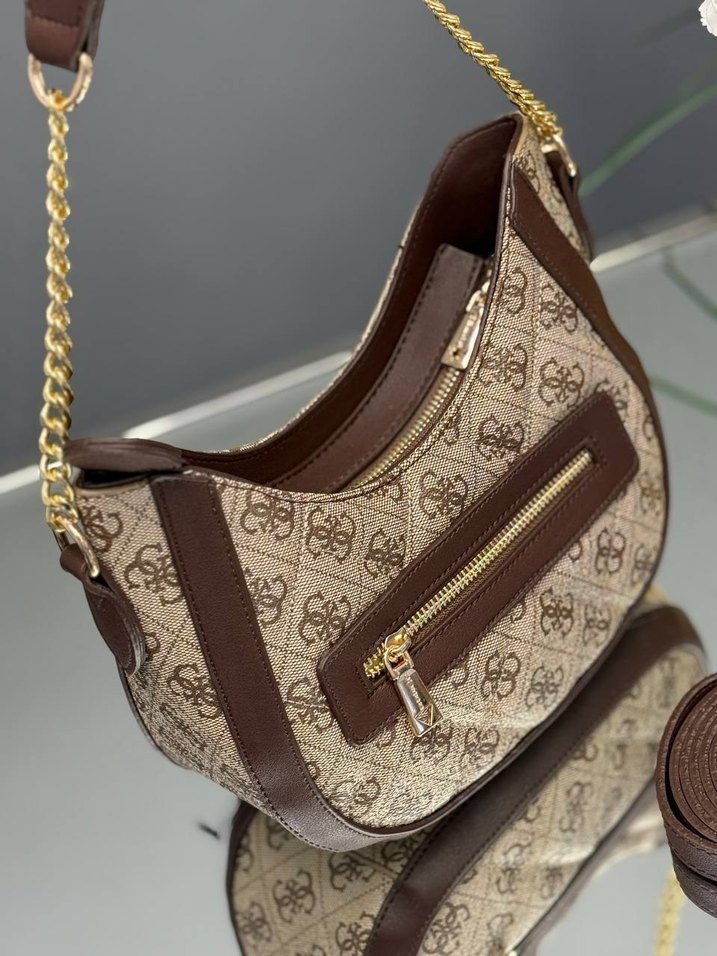 Guess Kahverengi Baskılı Tokalı Kadın Çanta - Görsel 3