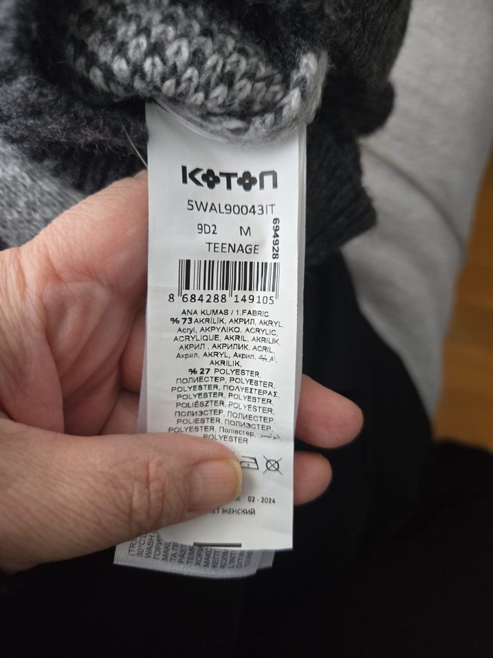 Koton Gri Ekose Desenli V Yaka Triko Süveter - Görsel 4