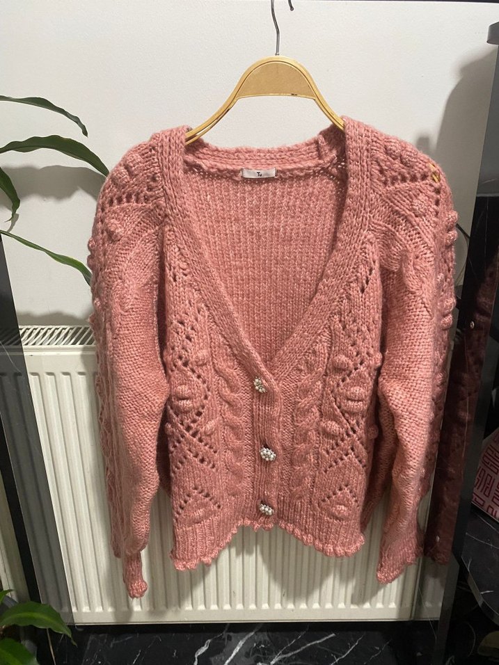 Pembe Örgü V Yaka Kadın Hırka - Görsel 3