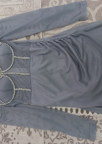 Gri kristal taşlı kısa gece elbisesi - Görsel 2