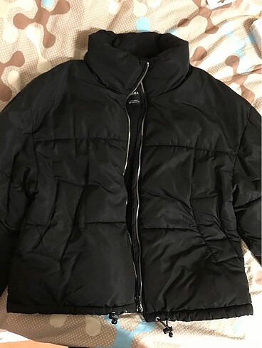 pull and bear mont