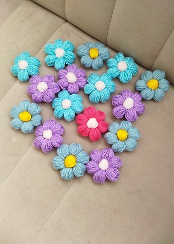 Renkli Örgü Çiçekli motifler  10 tanesi 80 lira - Görsel 8