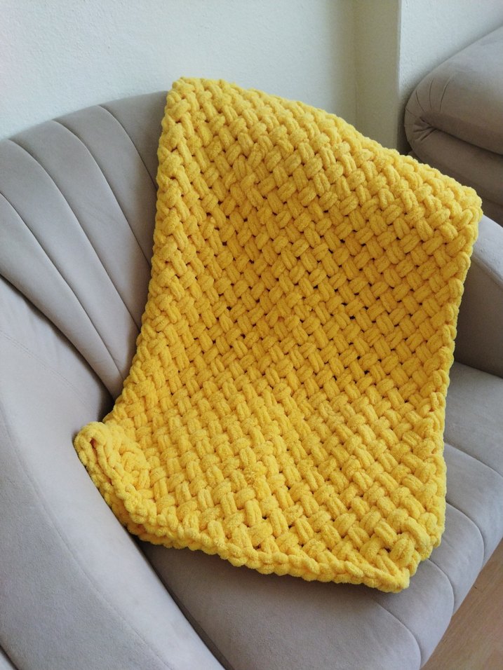Sarı Örgü Çocuk Battaniyesi 90×90 cm - Görsel 3