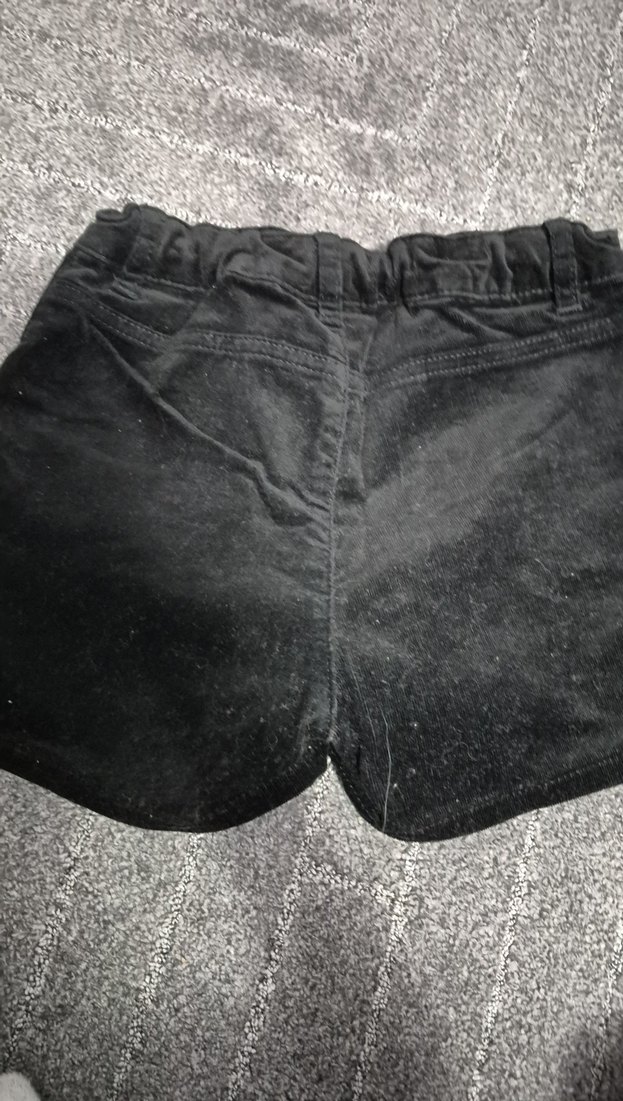 Siyah Düğmeli Kız Denim Şort - Görsel 2