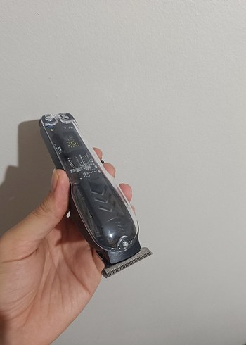 Siyah Saç Kesme Makinesi - Görsel 2