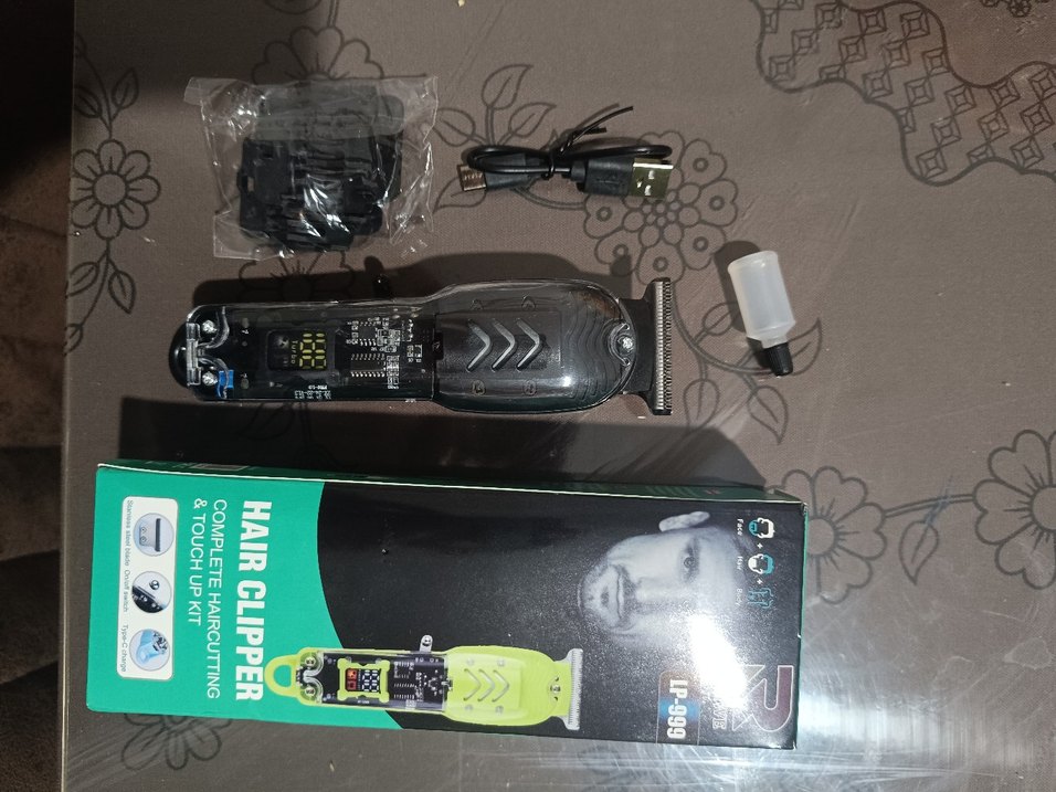 Siyah Saç Kesme Makinesi - Görsel 3