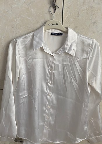 Düğmeli Beyaz Saten Kadın Gömlek - Görsel 2