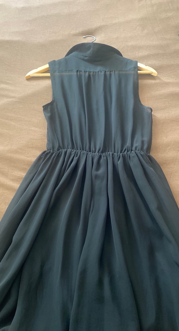 Siyah Düğmeli midi İpek Elbise - Görsel 3