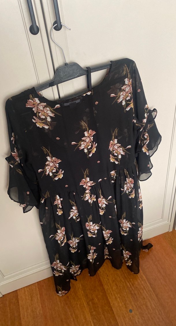 Siyah Çiçekli Bohem Midi Elbise - Görsel 2