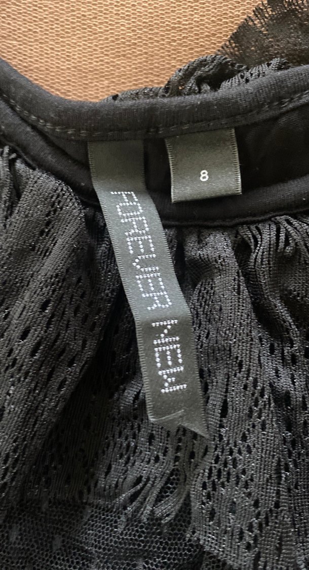 Siyah Kat Kat Fırfırlı Midi Elbise - Görsel 3