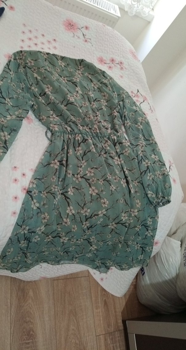 Çiçek Desenli Yeşil Bohem Uzun Elbise - Görsel 2