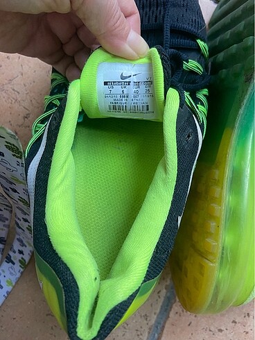 37 Beden yeşil Renk Nike aırmax