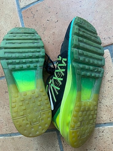 37 Beden Nike aırmax
