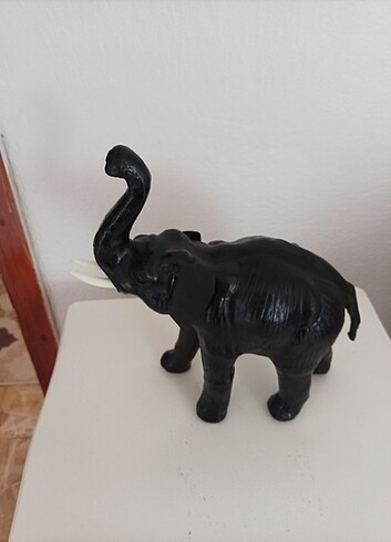 3 adet deri kaplama şans filleri  - Görsel 3