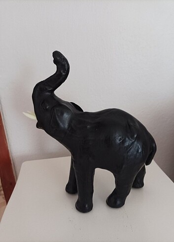 3 adet deri kaplama şans filleri  - Görsel 4