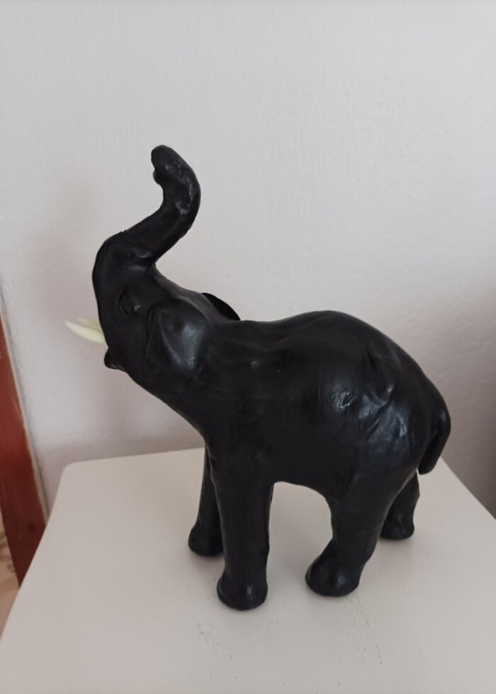 3 adet deri kaplama şans filleri  - Görsel 4