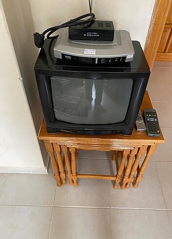 Sharp 37 ekran tv  - Görsel 5