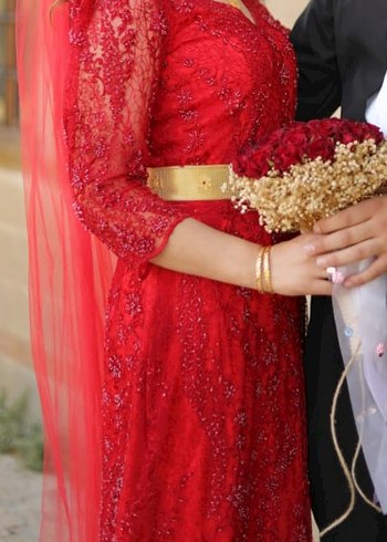 Uzun Kollu Kırmızı Nakışlı Kına Elbisesi - Görsel 4