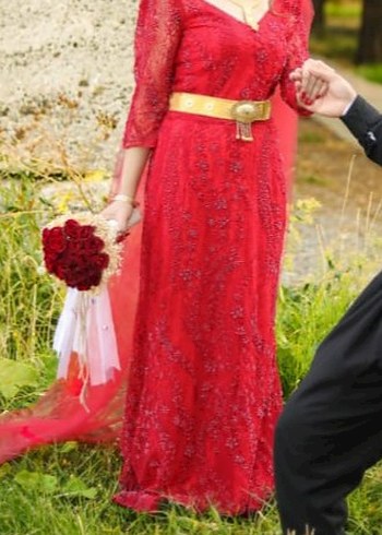 Uzun Kollu Kırmızı Nakışlı Kına Elbisesi - Görsel 7