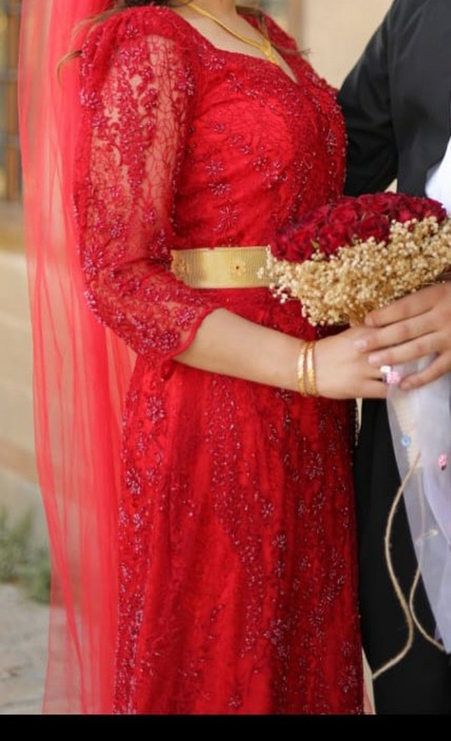 Uzun Kollu Kırmızı Nakışlı Kına Elbisesi - Görsel 4