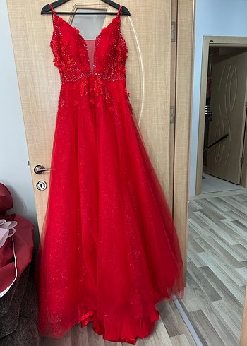 Kırmızı İşlemeli ince askılı kına Elbisesi - Görsel 4