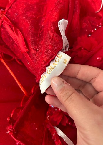 Kırmızı İşlemeli ince askılı kına Elbisesi - Görsel 9