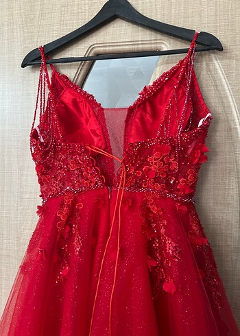 Kırmızı İşlemeli ince askılı kına Elbisesi - Görsel 5