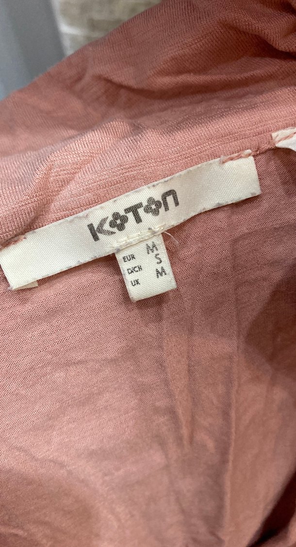 V Yaka Kolsuz Bej crop - Görsel 2