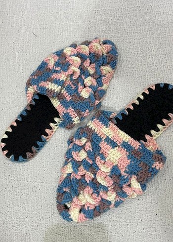 Kadın Pastel Renkli Örgü Ev Terliği - Görsel 3