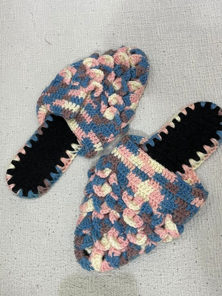 Kadın Pastel Renkli Örgü Ev Terliği - Görsel 3