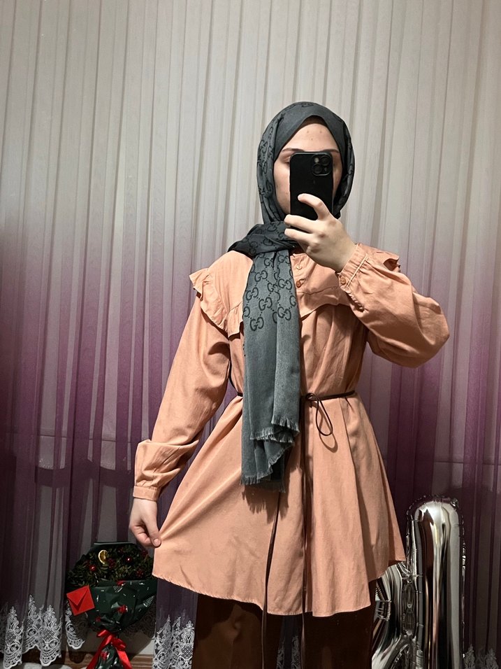 Camel Renkli Yüksek Yaka Salaş Tunik - Görsel 2