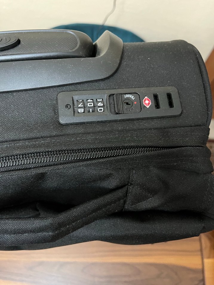 Eastpak Pride Kabin Boy Valiz - Görsel 4