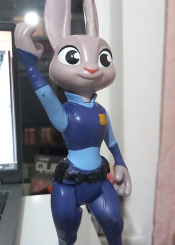 Takara TOMY Judy Hopps Zootopia orjinal 2016 aksiyon figürü - Görsel 2