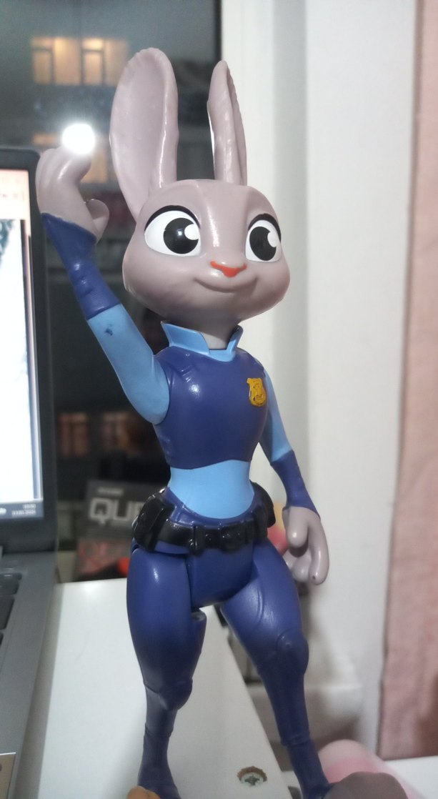 Takara TOMY Judy Hopps Zootopia orjinal 2016 aksiyon figürü - Görsel 2