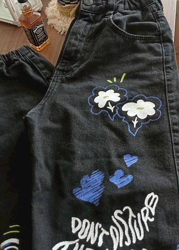 Bershka Siyah Baskılı Salaş Çocuk Jean - Görsel 7