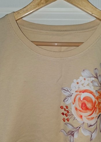 Bej Çiçek Baskılı Bol Kesim Hamile Tişört - Görsel 4